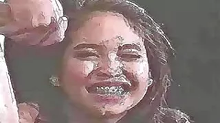 나스테나는 아침 섹스를 실제 포르노 한다.