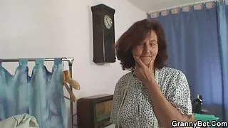 레즈비언 씨발 각각의 다른 와 부착 형. 소프트 포르노