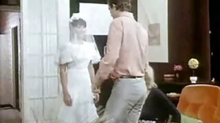 만지는 미소녀 포르노 그녀의 입술에 몰리의 음부