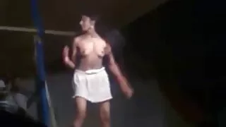 아내는 바닥에 입으로 제공 수녀 포르노 하 고 카메라와 함께 촬영.