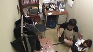 스킨 라틴 포르노 바이온다 금발의 질내사정에서 진동.